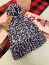 Load image into Gallery viewer, Beanie with a gift bag
