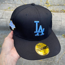 Load image into Gallery viewer, LA Dodgers flat fitted logo cap
