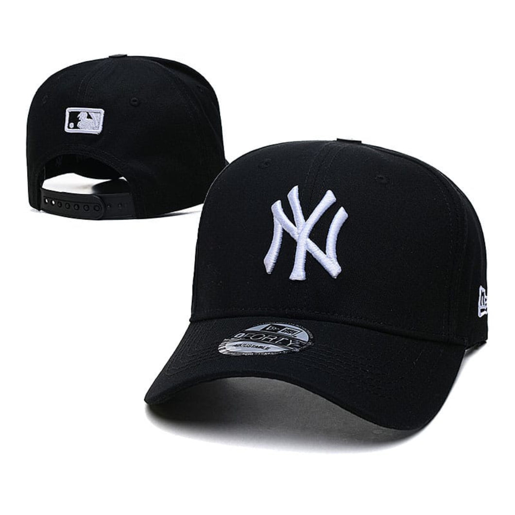 NY Yankees logo cap