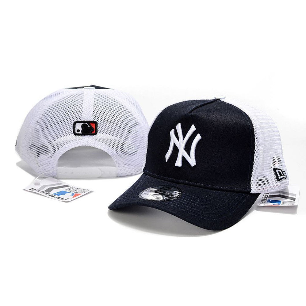 NY Yankees Trucker