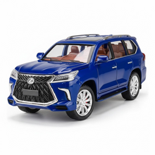 Load image into Gallery viewer, Lexus LX570 Diecast Model Car (1:24 Scale)

