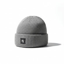 Load image into Gallery viewer, NY Yankees Square Patch Rib-Knit Beanie
