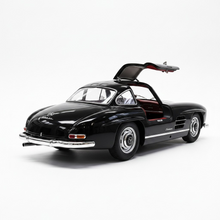 Load image into Gallery viewer, Mercedes-Benz 300 SL Gullwing (W198)
