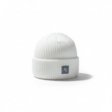 Load image into Gallery viewer, NY Yankees Square Patch Rib-Knit Beanie
