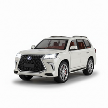 Load image into Gallery viewer, Lexus LX570 Diecast Model Car (1:24 Scale)
